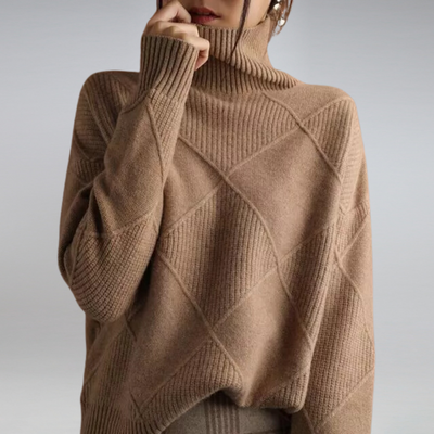 Adelina - Le pull doux col roulé 