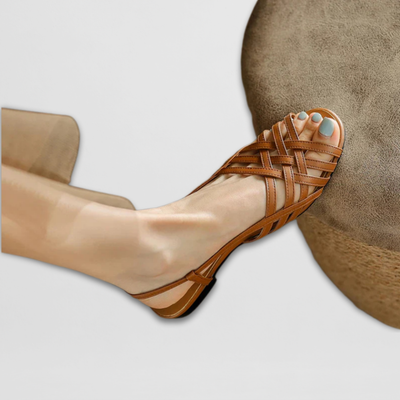 Klaire | Flache Sandalen