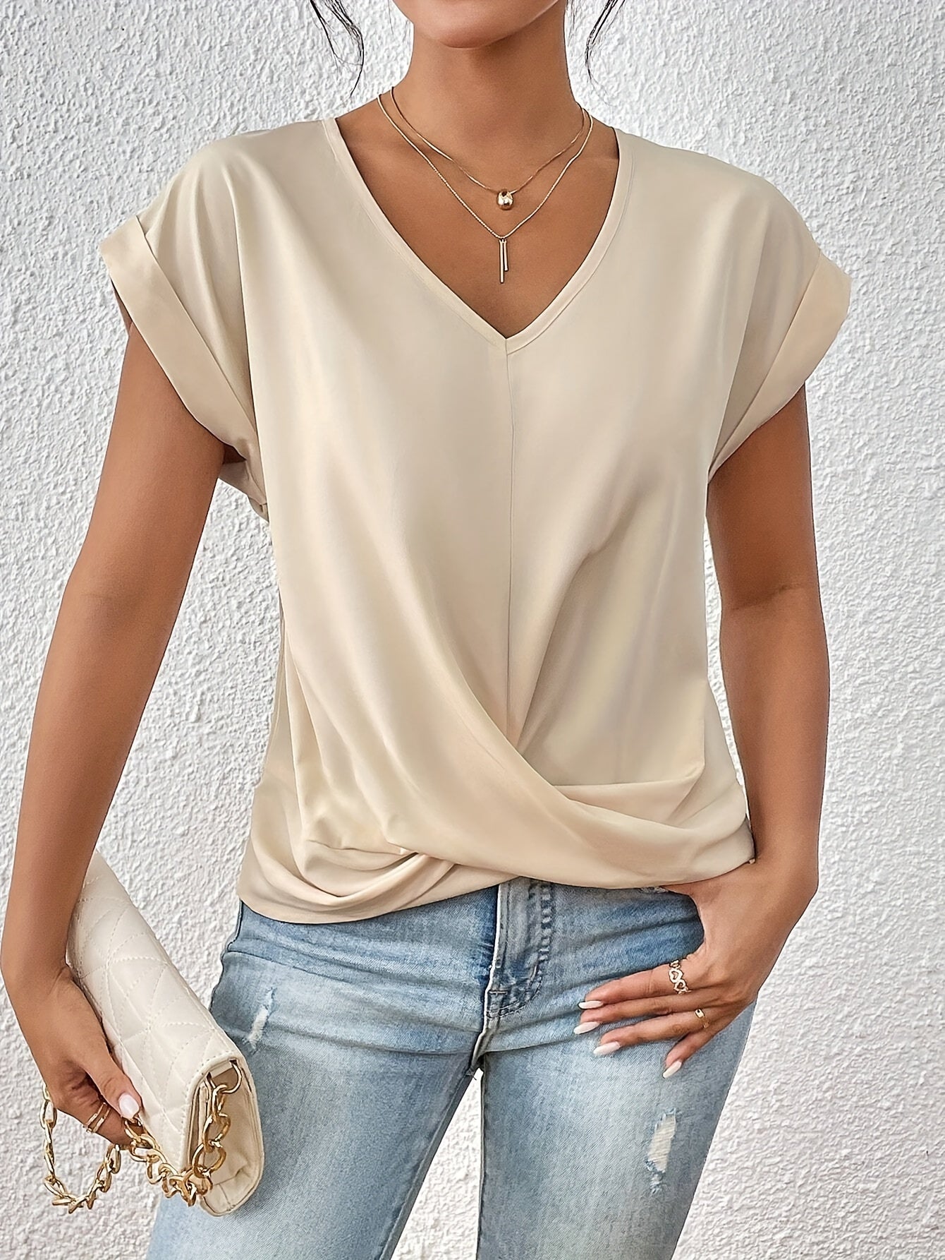 Eloise™ - Lässiges T-Shirt mit Herzausschnitt
