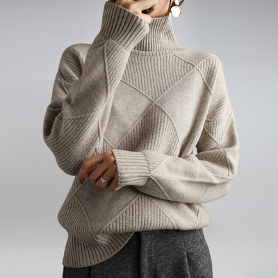Adelina - Le pull doux col roulé 