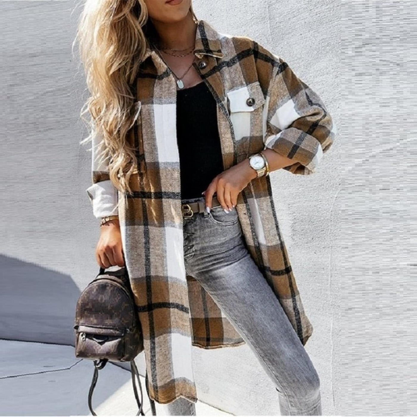 LUNA - elegante Karo-Strickjacke für Frauen