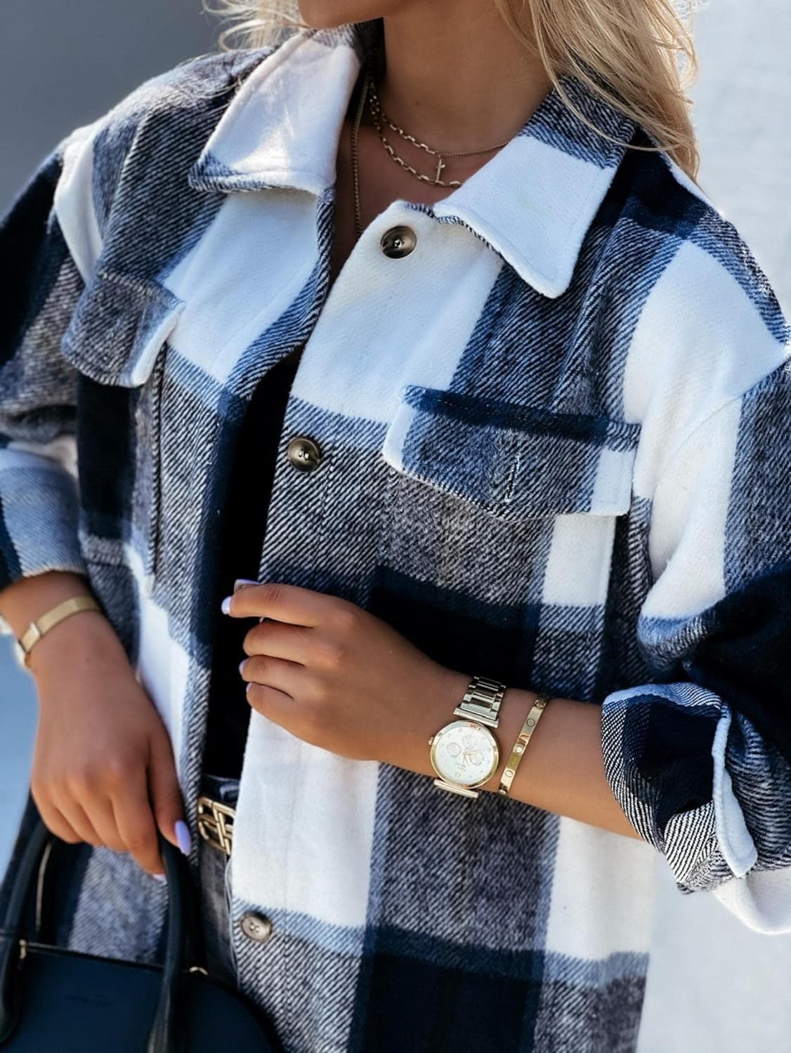 LUNA - elegante Karo-Strickjacke für Frauen