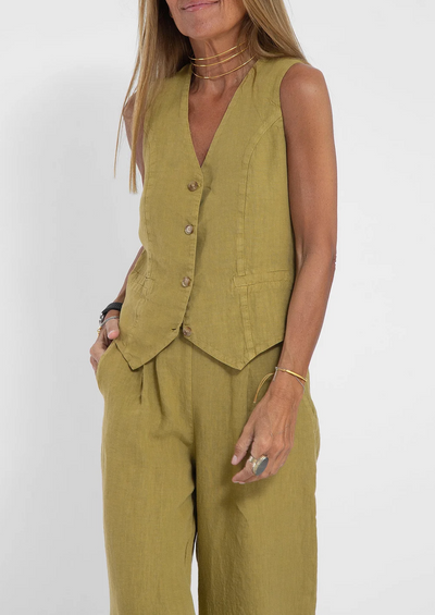 Classy: set combinato di camicia e pantaloni in lino 