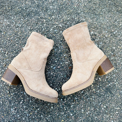 Aida | Klassische Wildlederstiefel mit hohem Absatz