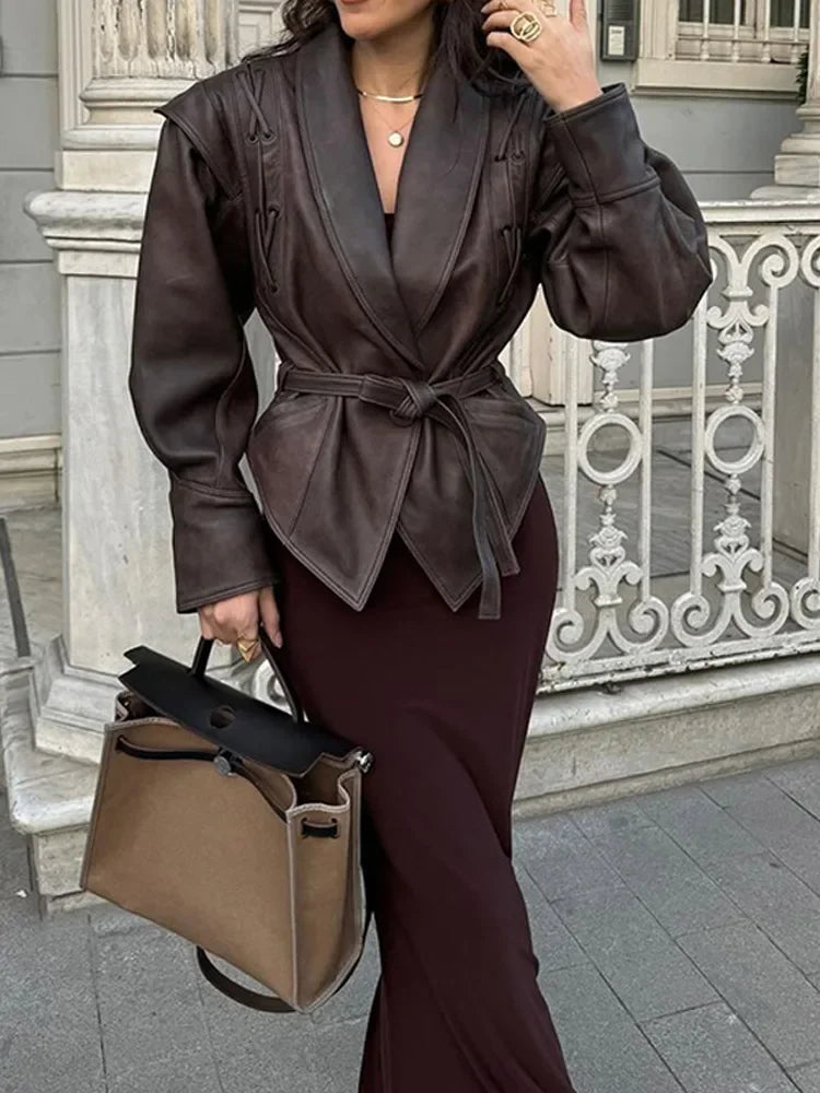 Senna | Eleganter Strukturierter Vegan-Mantel