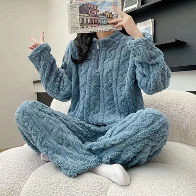 Jazlin - Warmes Pyjama für Frauen