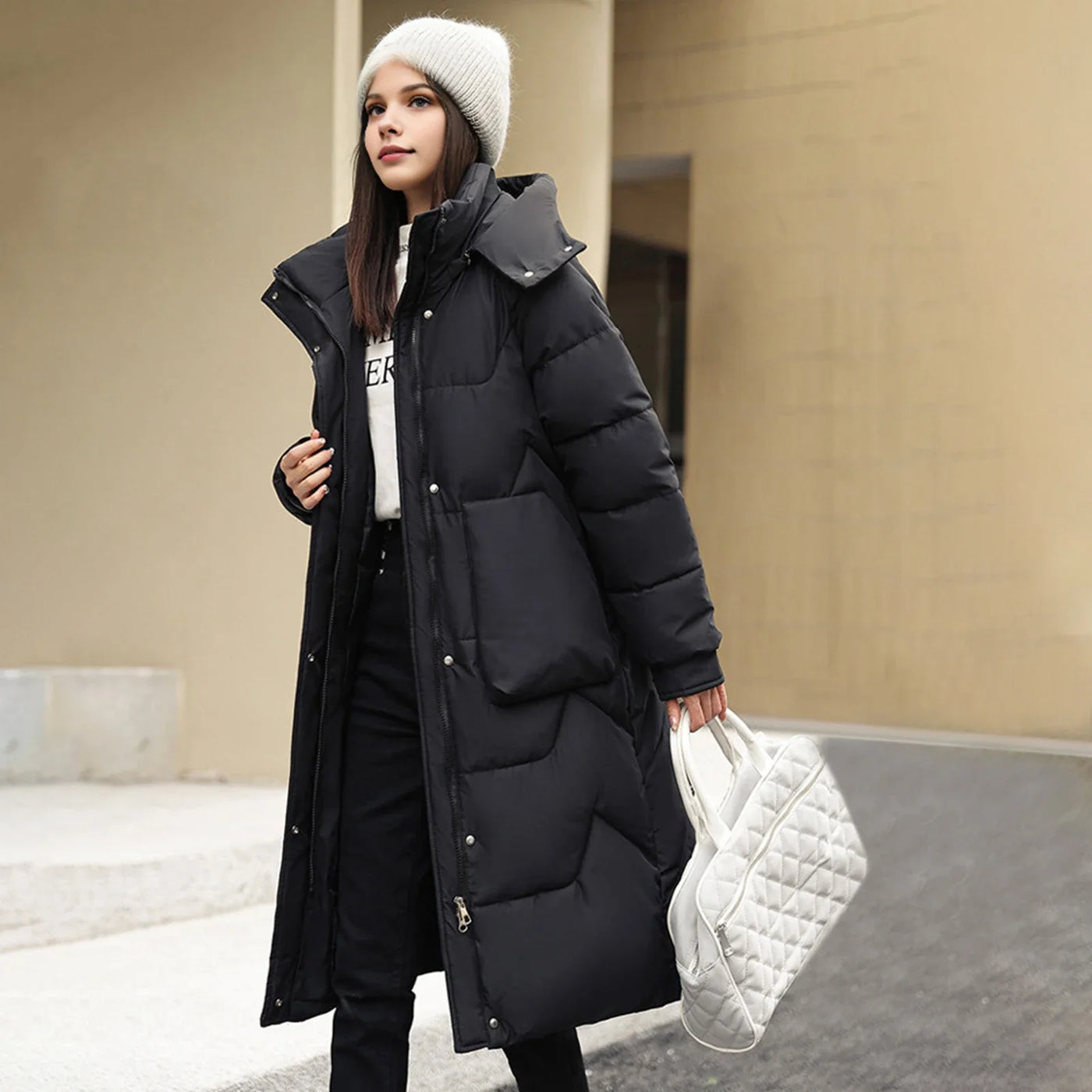 Holly - Warme Pufferjacke mit Fell (vegan)