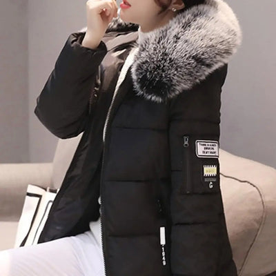 Holly - Warme Pufferjacke mit Fell (vegan)
