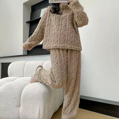 Jazlin - Warmes Pyjama für Frauen