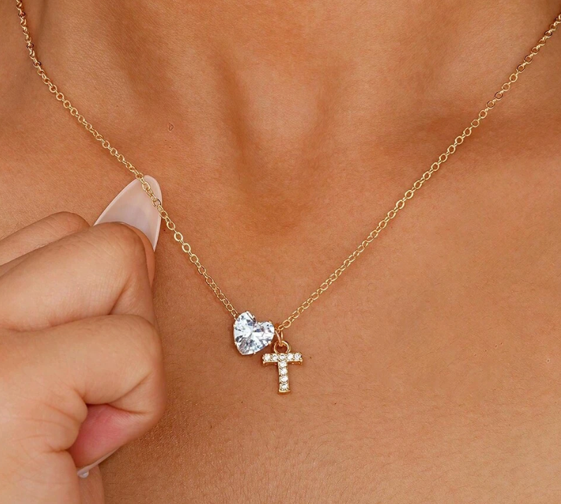 Collana Anna - lettera individuale con diamante a cuore