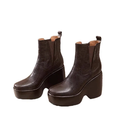 Unika - Komfortstiefel aus Leder mit hoher Sohle