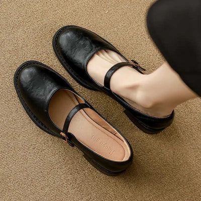 Janice - Klassisch komfortable Mary Janes aus Leder gefertigt