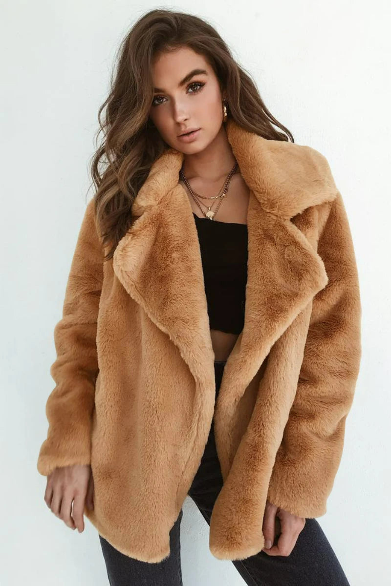 Gigi  - Warmer Winter Teddy-Mantel