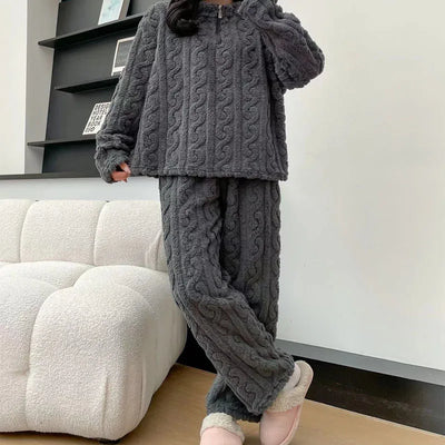 Jazlin - Warmes Pyjama für Frauen