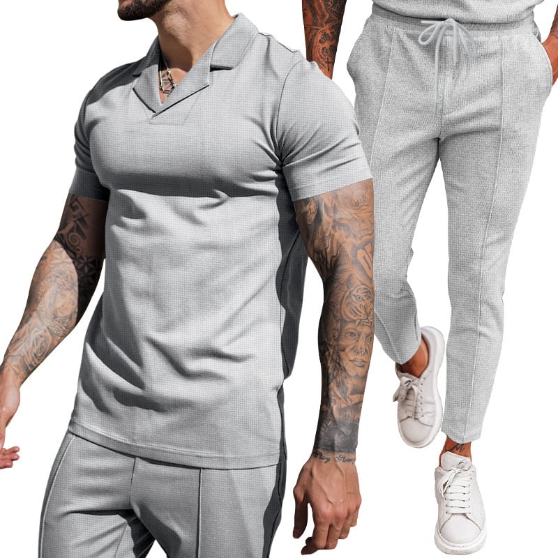 "LapelFit" - Abito con scollo a V da uomo 