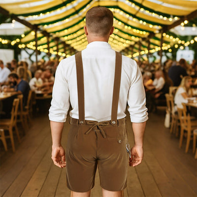 Herren-Oktoberfest-Lederhosen mit kunstvoller Stickerei, praktischen Hosenträgern und gemütlichen Seitentaschen