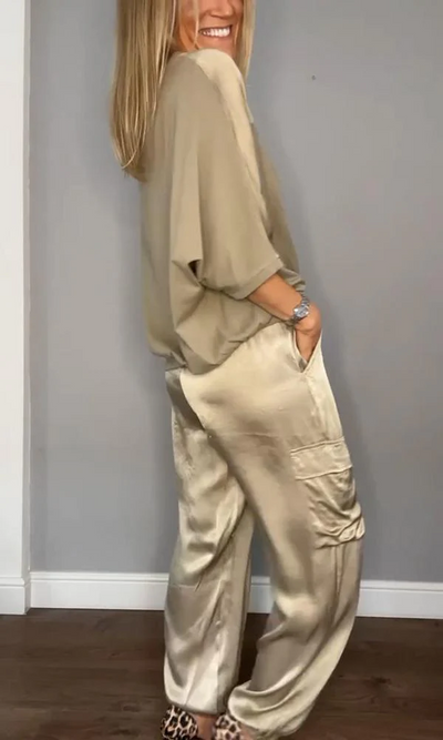 Sandra™ | Abito da donna 2 pezzi con maniche corte e pantaloni realizzato in raso liscio
